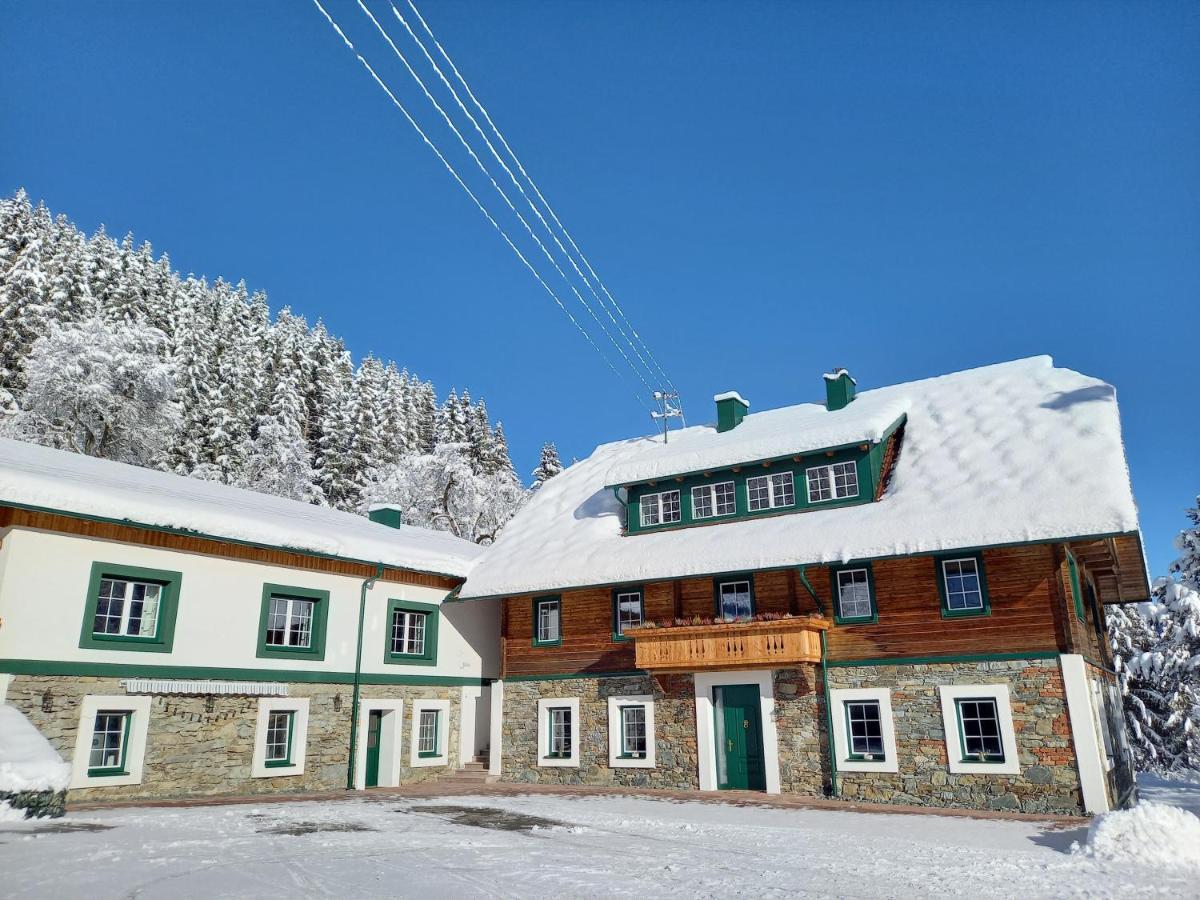 Landhaus Gruenjuwel Himmelberg Exterior photo