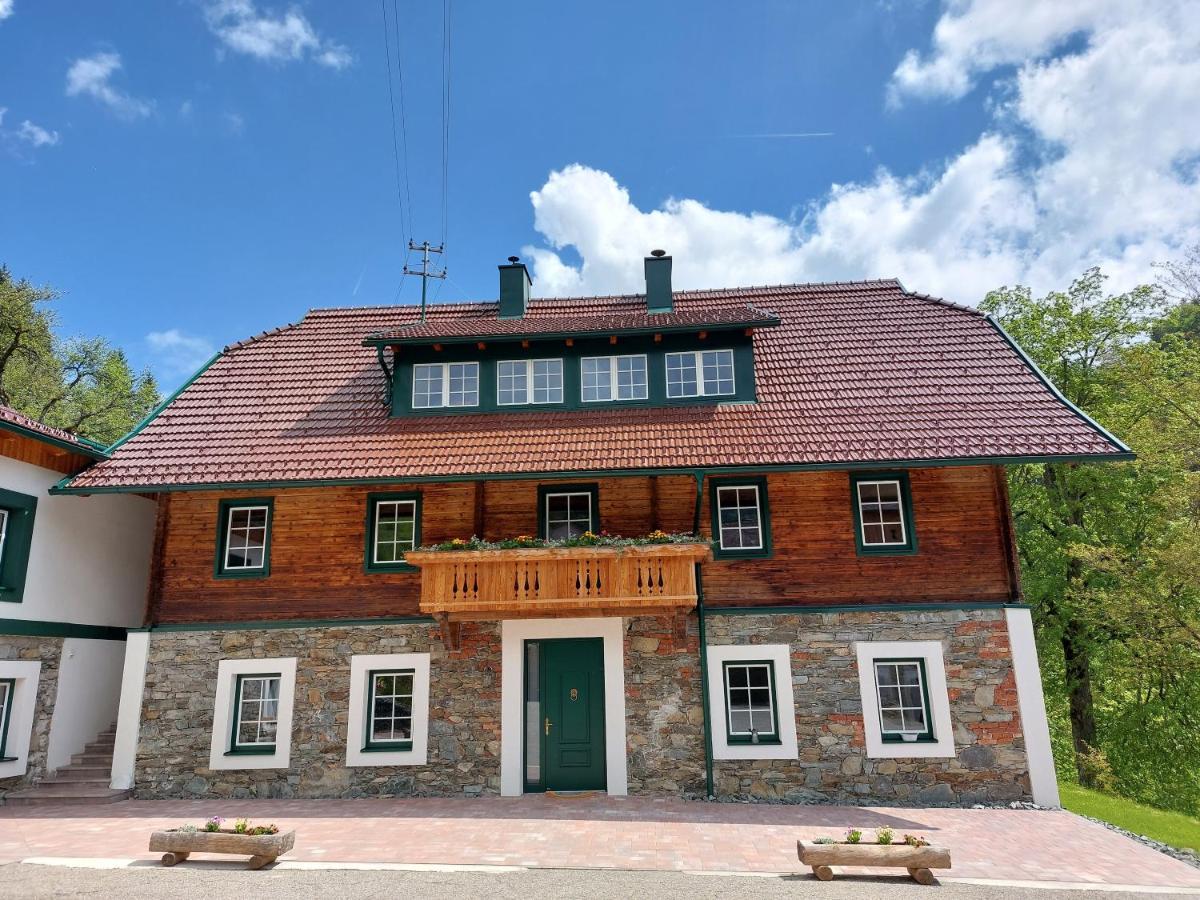 Landhaus Gruenjuwel Himmelberg Exterior photo